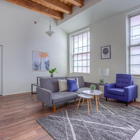 Frontdesk I River Place Apts Rivertown Detroit Apartment Екстериор снимка
