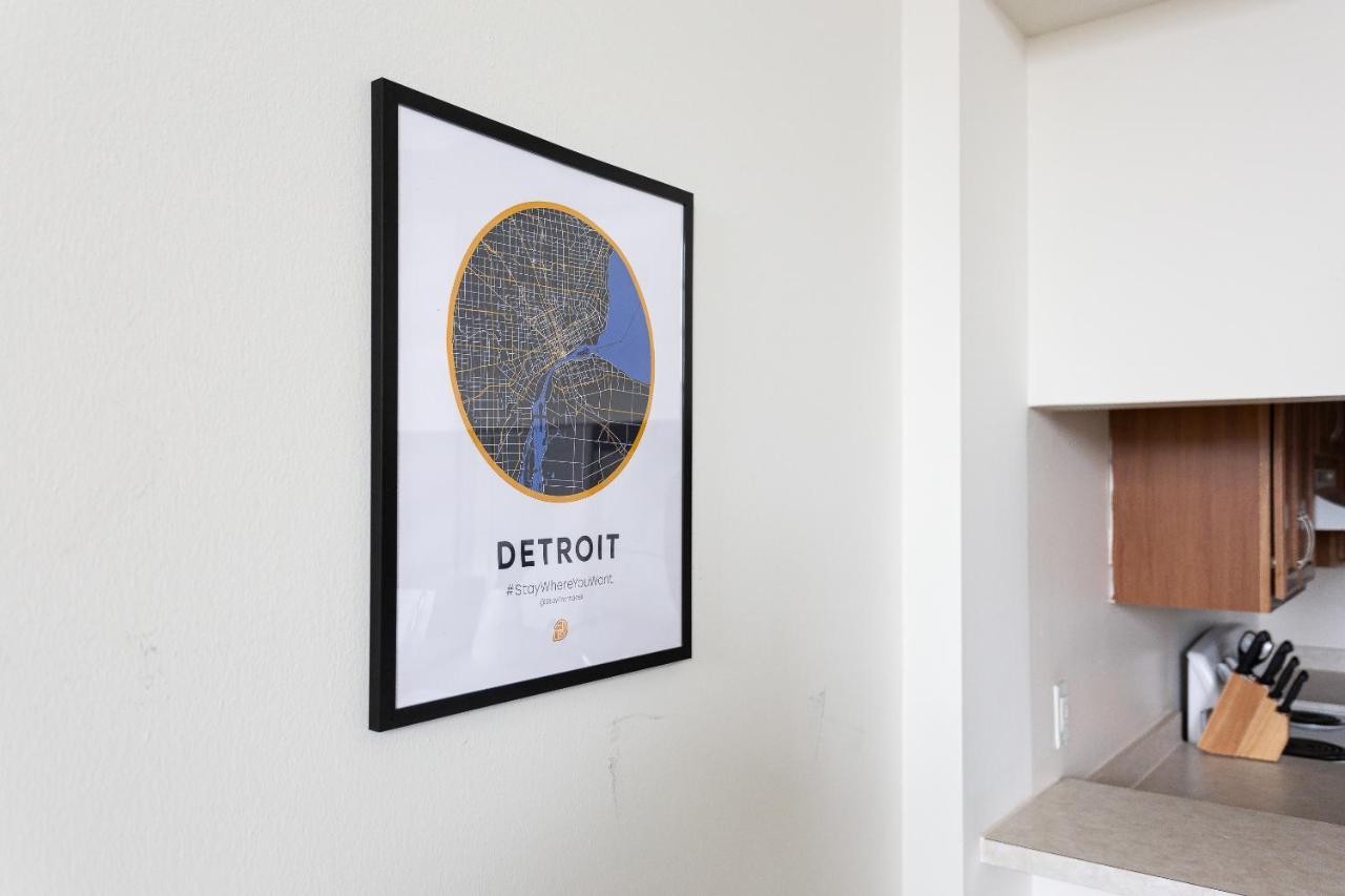 Frontdesk I River Place Apts Rivertown Detroit Apartment Стая снимка