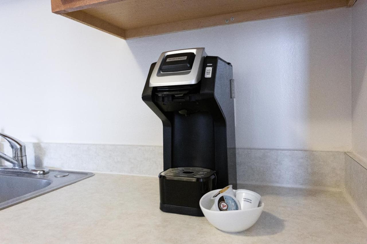 Frontdesk I River Place Apts Rivertown Detroit Apartment Стая снимка